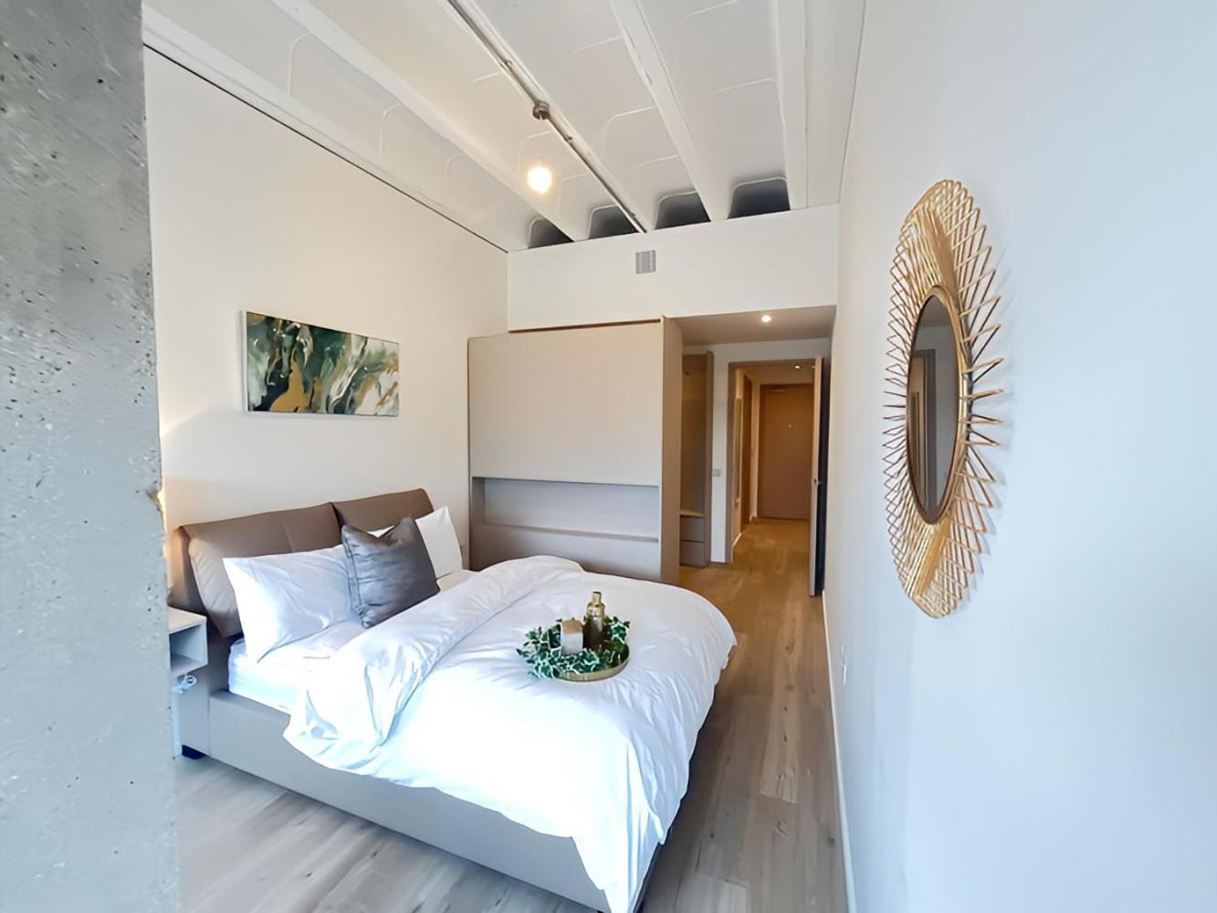 1Br Luxury Flat At Train Station - Long Stays Welcome - Just Ask Милтън Кейнс Екстериор снимка