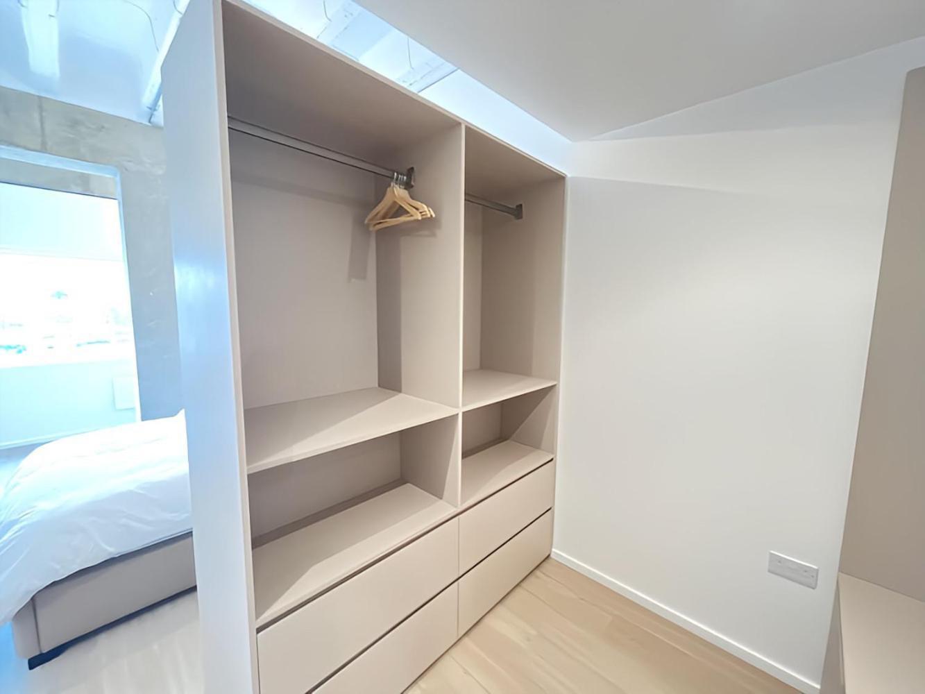 1Br Luxury Flat At Train Station - Long Stays Welcome - Just Ask Милтън Кейнс Екстериор снимка